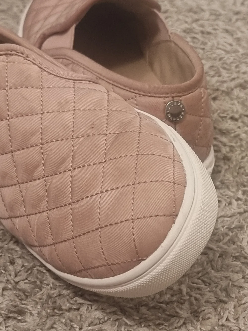 Steve Madden rubber quilted